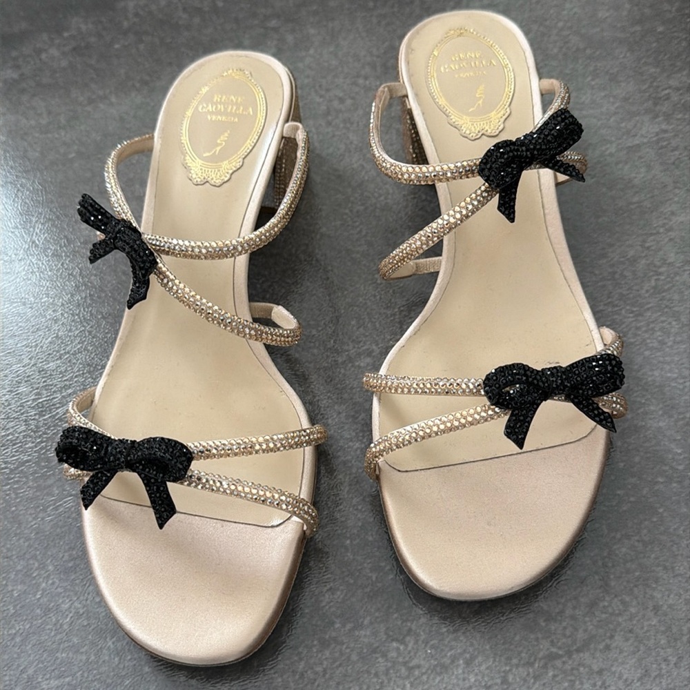 Brand new rene caovilla low heel sandals size 39.5